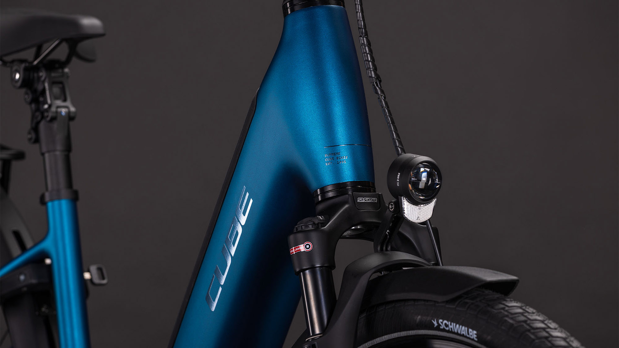 Cube Supreme Hybrid Deluxe Pro 600 electricblue´n´chrome Easy Entry – Bild 3