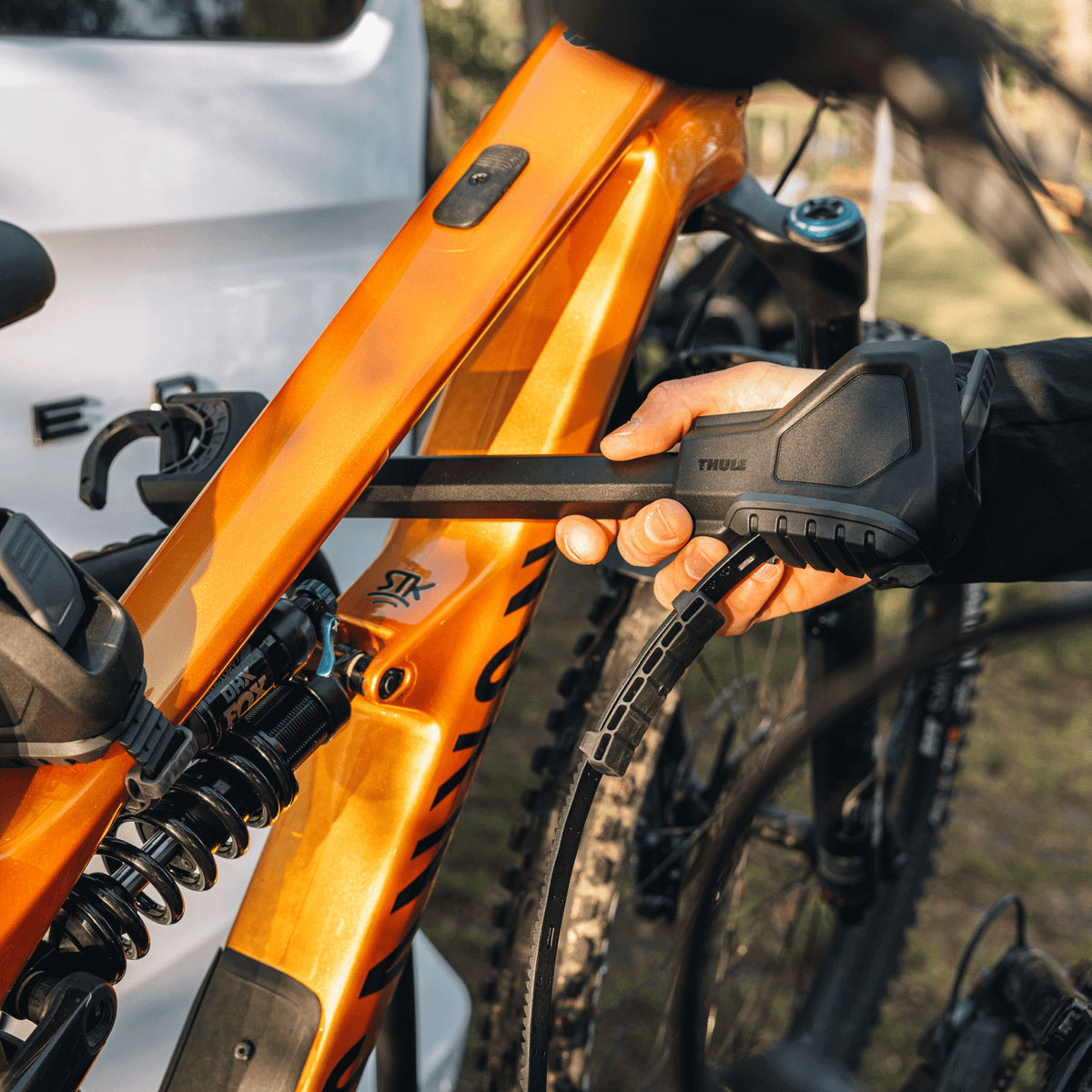 Thule VeloSpace 3 3-Bike Fahrradträger – Bild 8